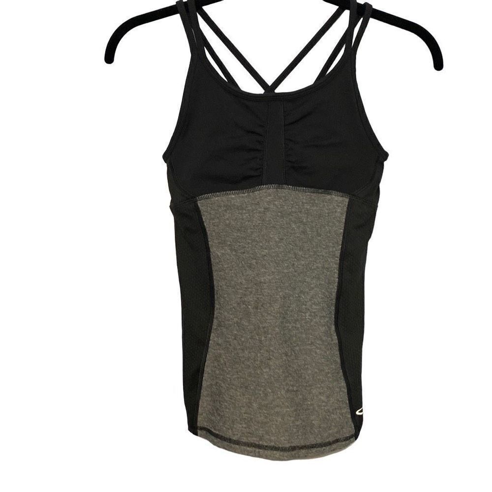 Champion Women's Size XS Black and Gray Fitted Athletic Tank Top‎